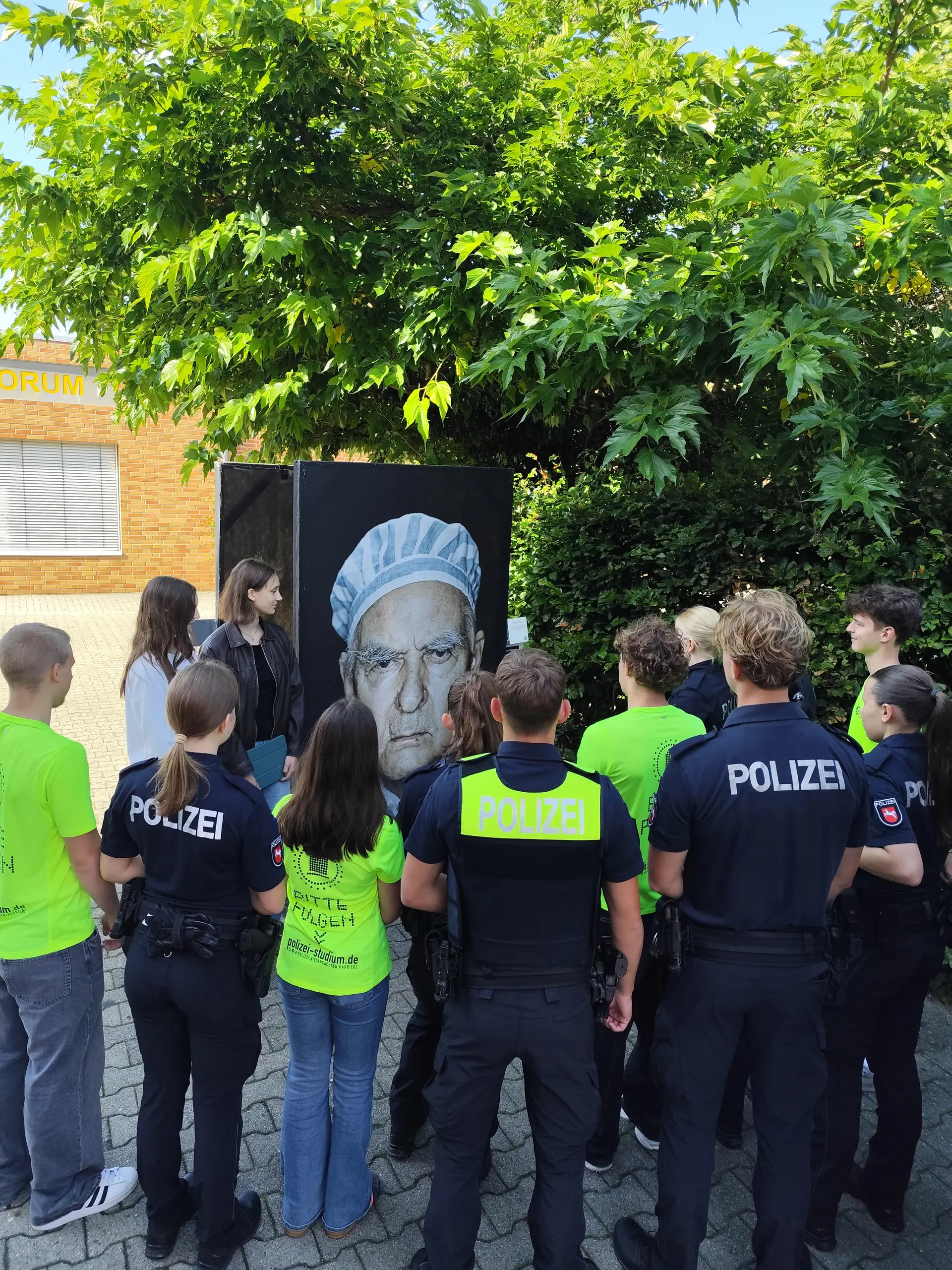 POL-EL: Haren - Polizei zu Gast am Gymnasium Haren